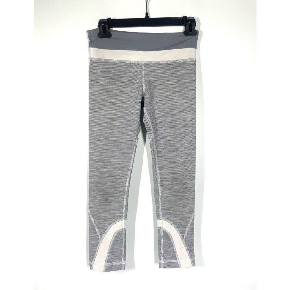 Lululemon Run Inspire Crop Grey White Capri Leggings Women Size 4 Zip Pocket